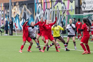 Bild 299 - wCJ Eimsbuettler TV : Altona 93 - Ergebnis: 1:1